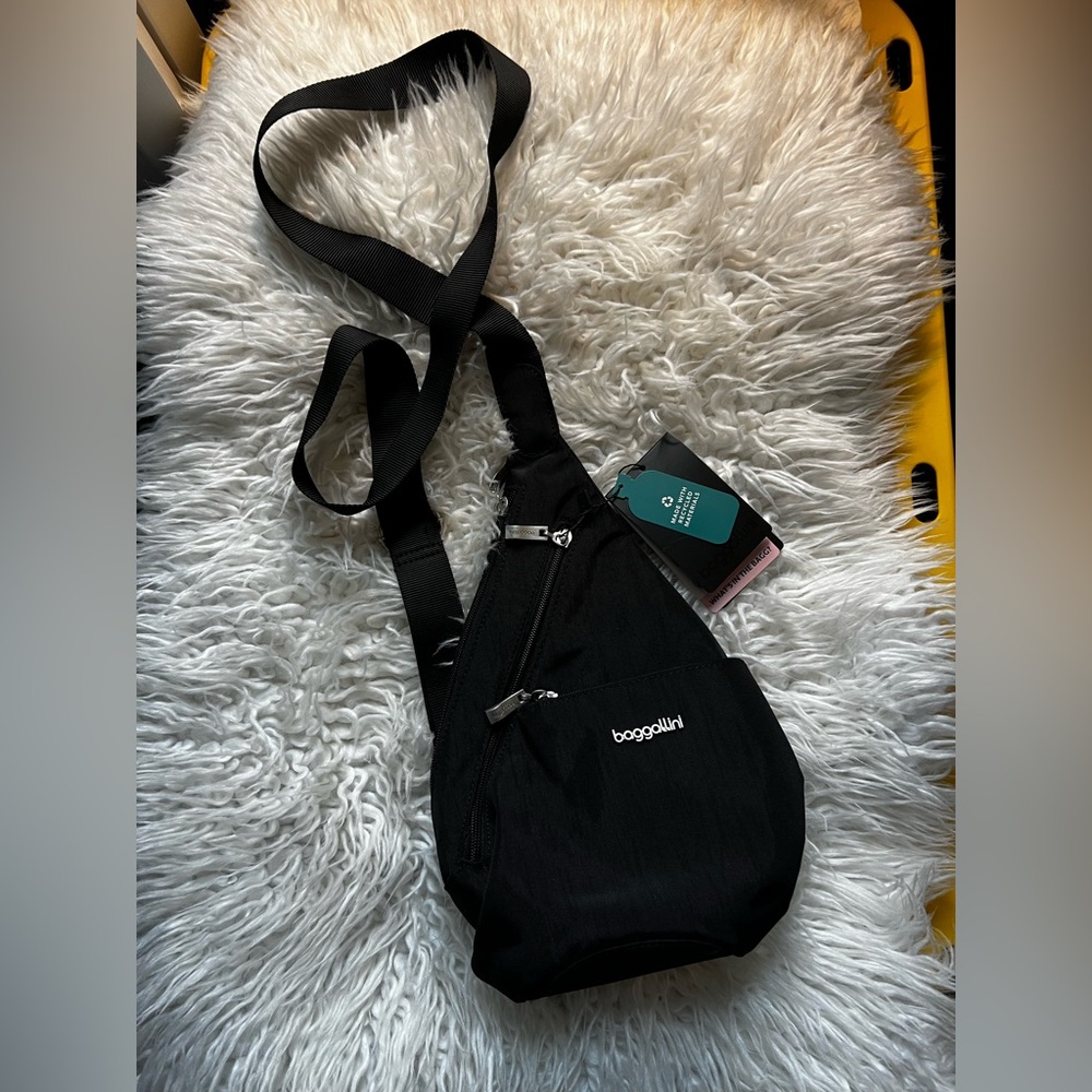 Baggallini Black Crossbody Bag BNNU